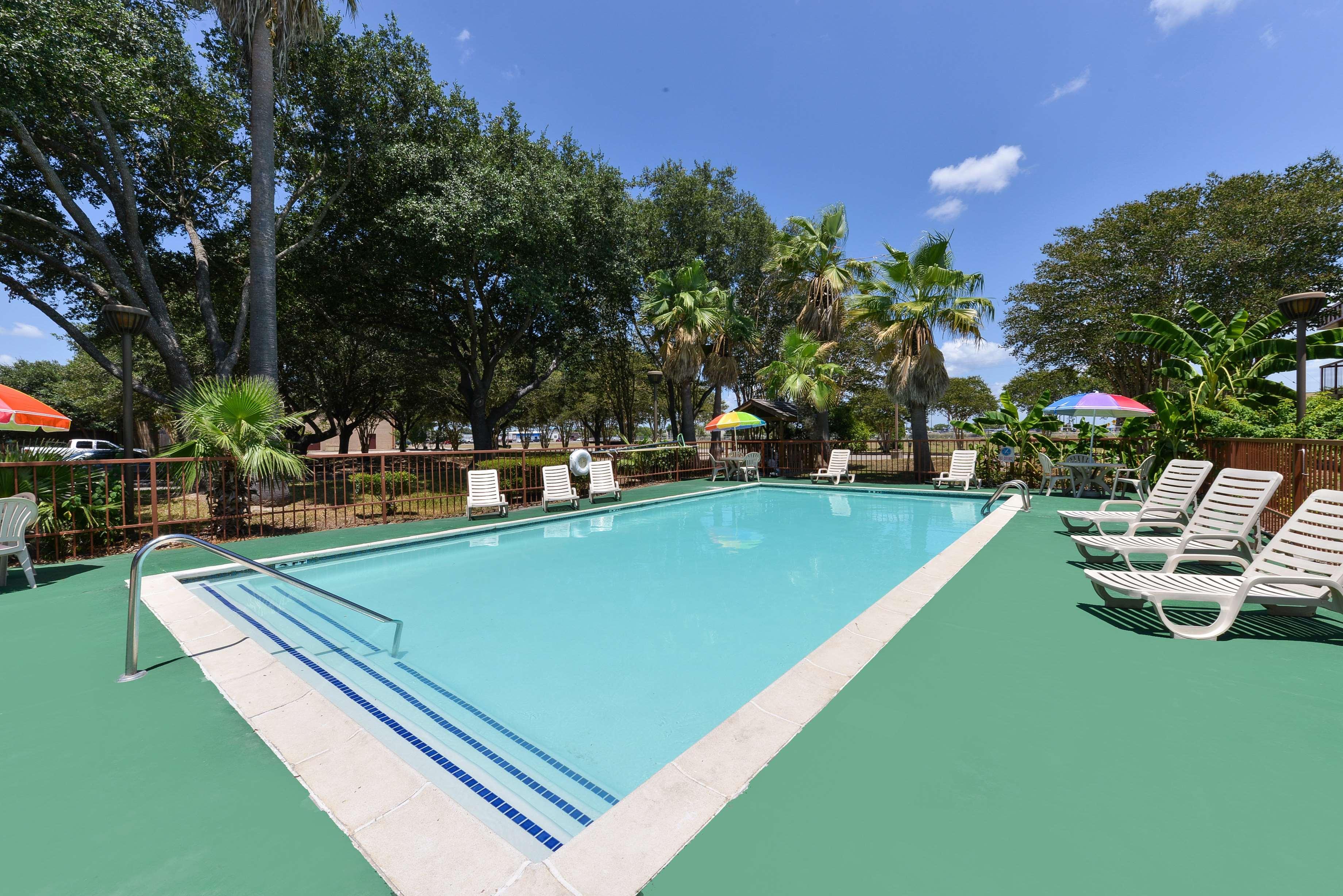 Americas Best Value Inn And Suites Victoria Eksteriør billede
