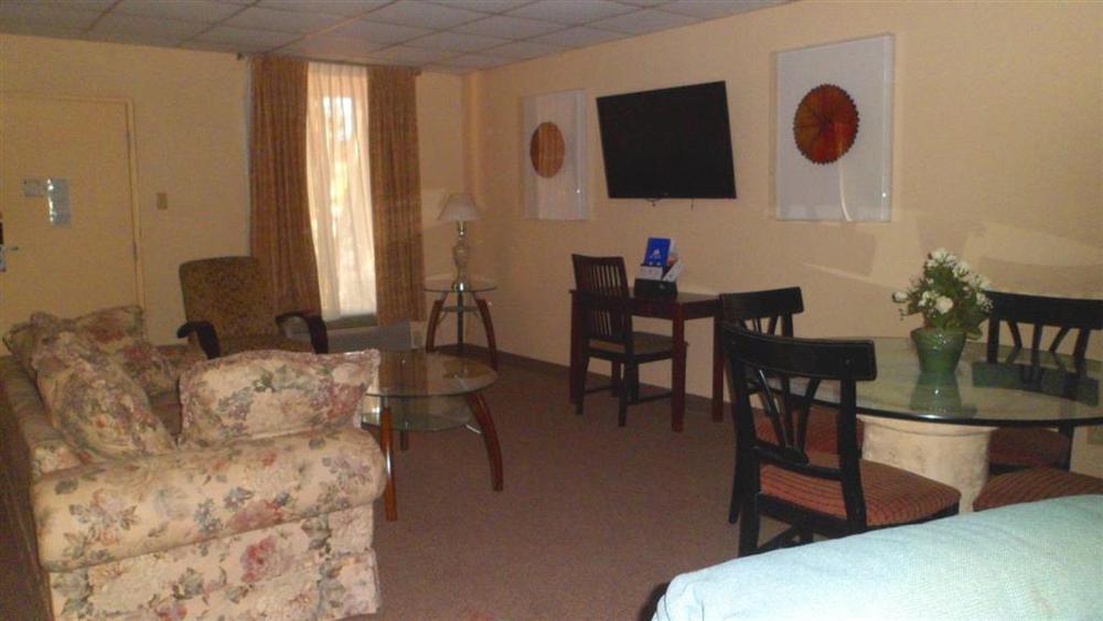 Americas Best Value Inn And Suites Victoria Værelse billede